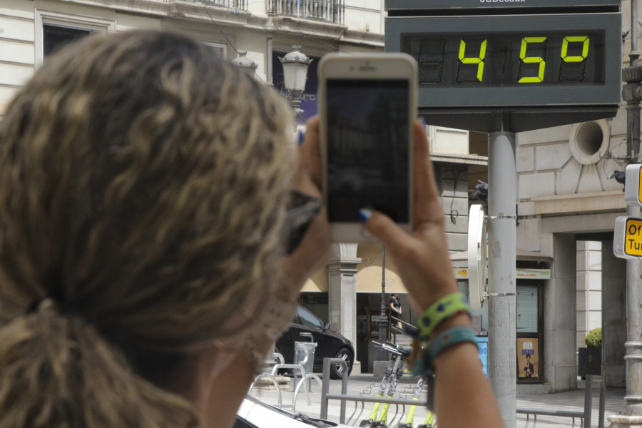 Las altas temperaturas causan 1.320 muertes desde junio, un 63% menos que el pasado año