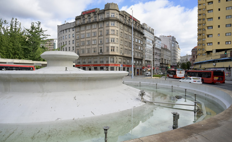 A Coruña cierra las fuentes públicas y pide reducir el consumo de agua