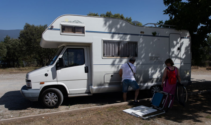 El verano impulsa la ocupación de los campings al 90%, y las reservas del caravaning al 75%