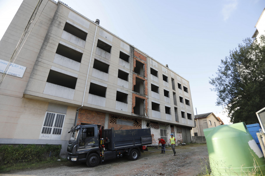 La demolición de un edificio ilegal de Sigrás se ejecutará en el plazo máximo de tres meses