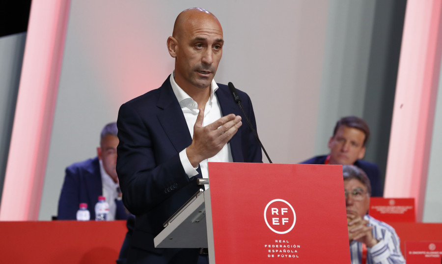 El Depor se suma a las críticas y muestra su "total rechazo" a Rubiales