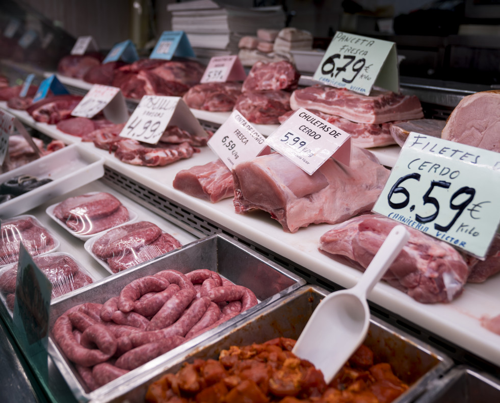 Precios en una carnicería @A. Pérez Meca (EP)