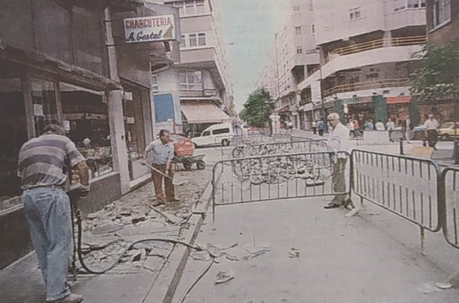 Hace 25 años: Calle Barcelona peatonal y la "boda gallega" del deportivista Kouba