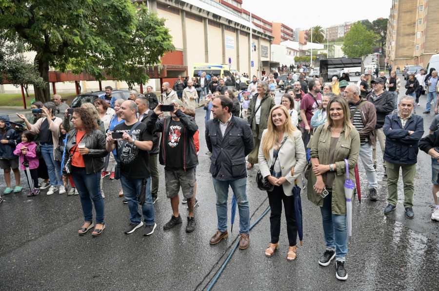 Sardiñada "low cost", boxeo, callos, tortillas y música en el Mercado das Flores de A Coruña