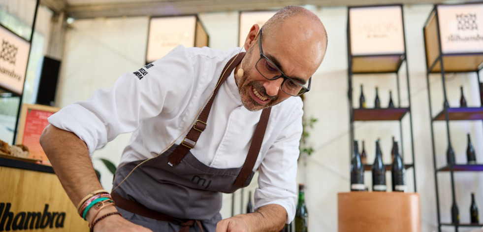 Rafa Centeno inaugura los “Talleres de Tapas Sin Prisa” en Jardín Alhambra A Coruña