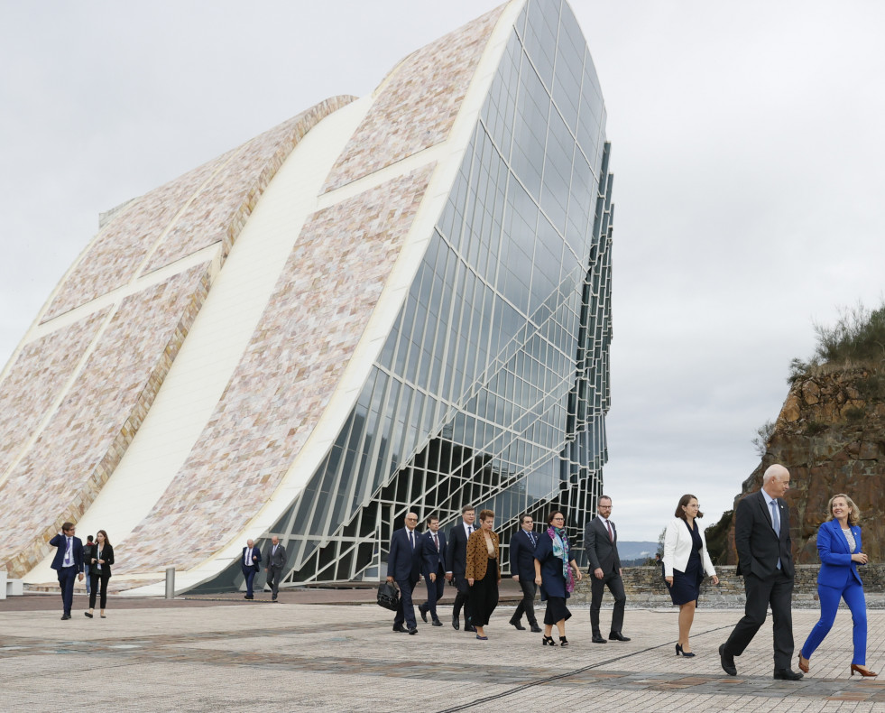 Los representantes del Ecofin en la Ciudad de la Cultura @EFE