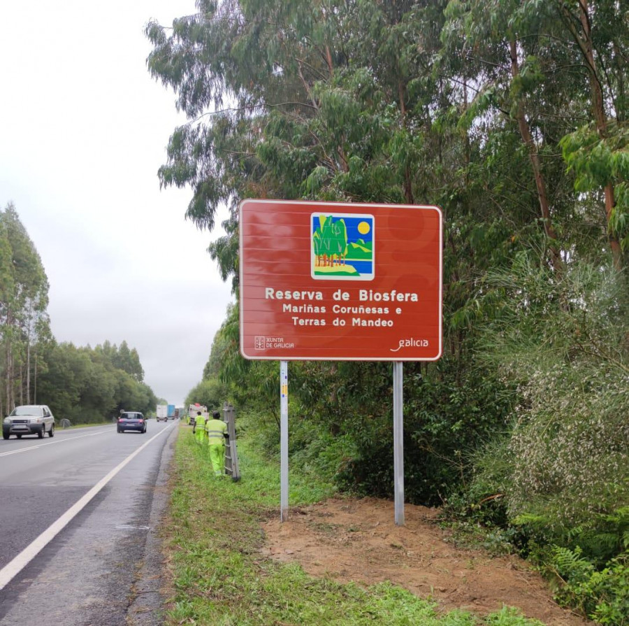 La Reserva de Biosfera instala nuevas señales en sus carreteras