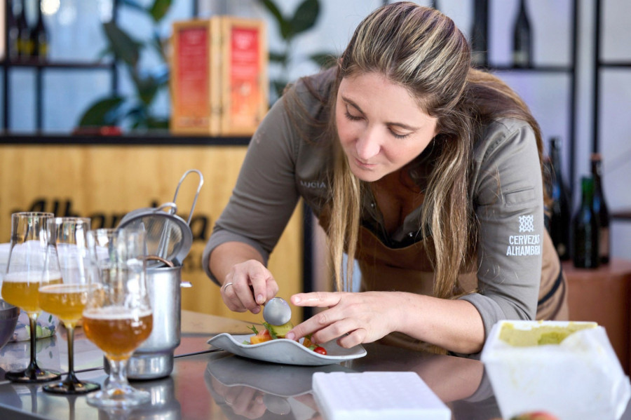 La gastronomía de Lucía Freitas protagonista del último “Taller de Tapas Sin Prisa” en Jardín Alhambra