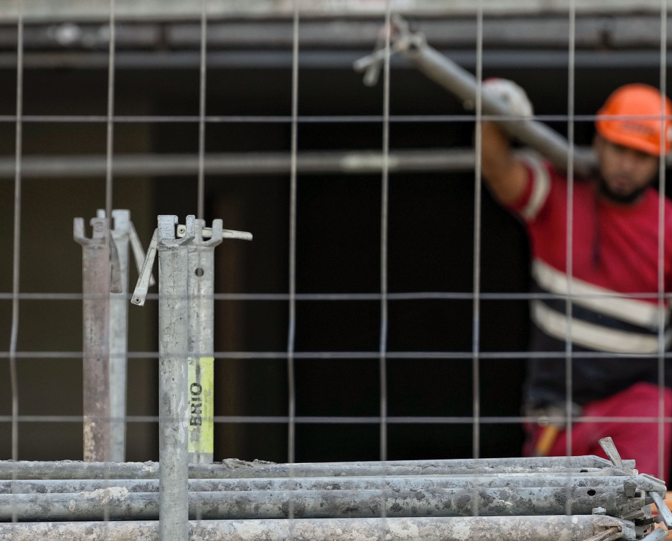 Un obrero, construcción, obra, trabajo, empleo, paro