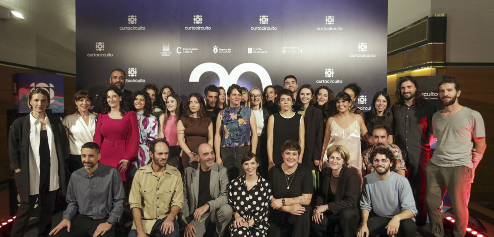 Galicia recibe con vítores y orgullo a la ganadora de la Concha de Oro Jaione Camborda