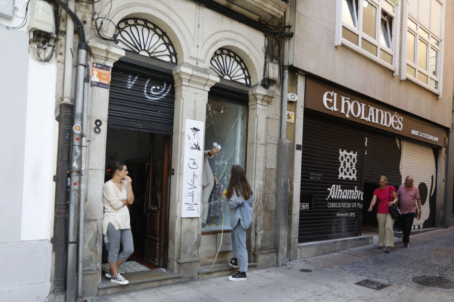 Saquean una tienda de moda en la Estrecha de San Andrés