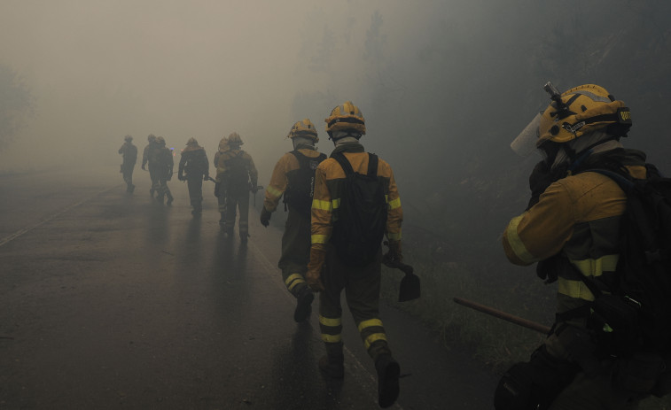 Estabilizado el fuego de Vilariño de Conso y extinguido el de Lobeira