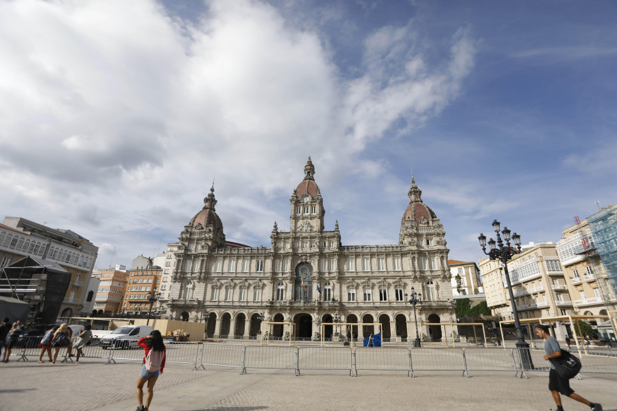 La nueva Relación de Puestos de Trabajo municipal incluye más de veinte nuevos directivos