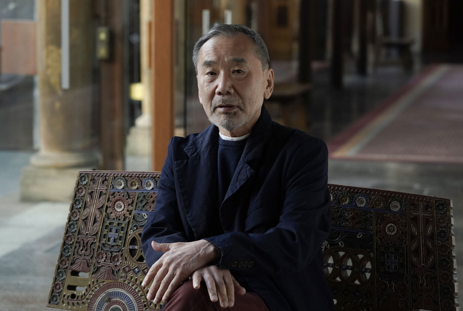 Murakami: "Puede que Asturias salga del cajón de mi memoria para escribir una historia"