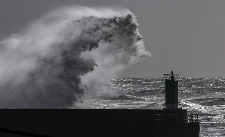 Galicia vuelve este miércoles a los avisos amarillos por viento y lluvia