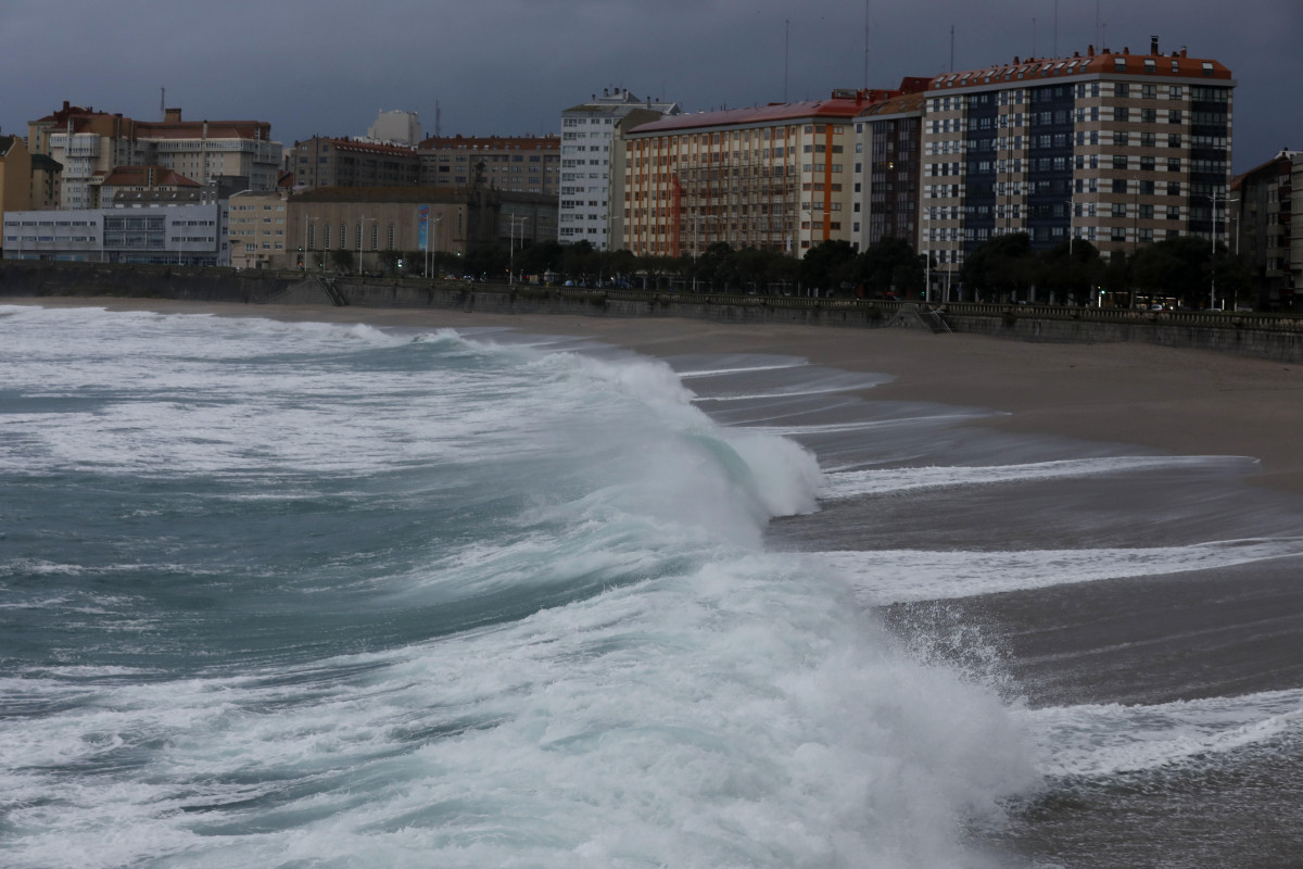 Oleaje en Riazor @Patricia G. Fraga