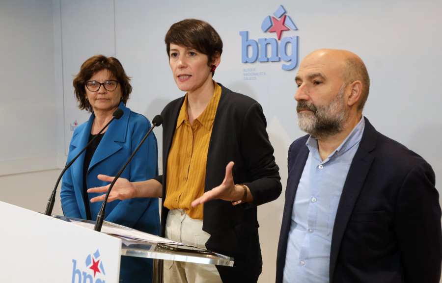 Acuerdo entre BNG y PSOE: Deuda y tren de cercanías en A Coruña