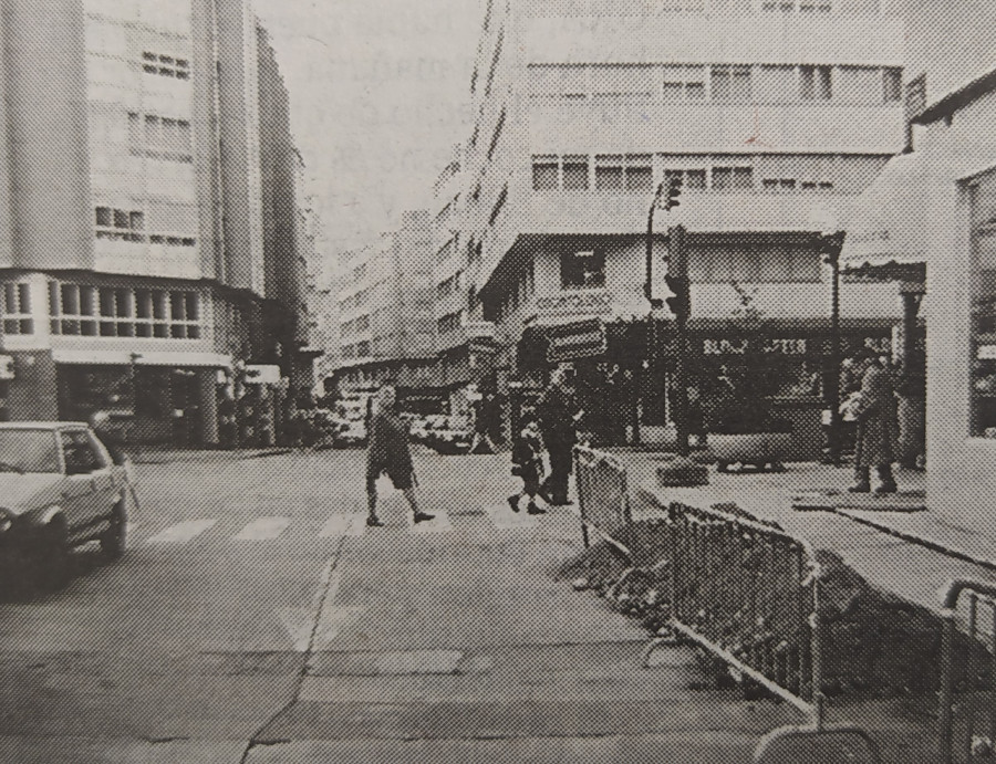 Hace 25 años | Vecinos hartos de obras en O Ventorrillo y accidente mortal en Arteixo