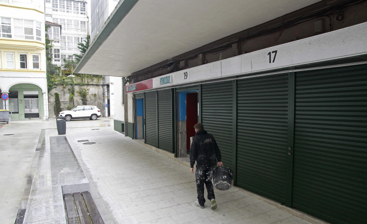 Comienza la transformación de los puestos exteriores del mercado de San Agustín