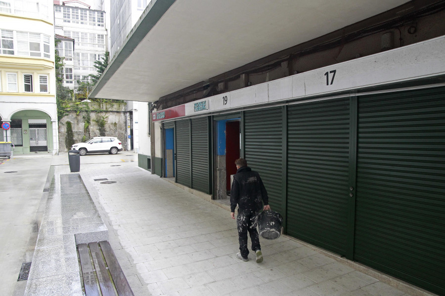 Comienza la transformación de los puestos exteriores del mercado de San Agustín