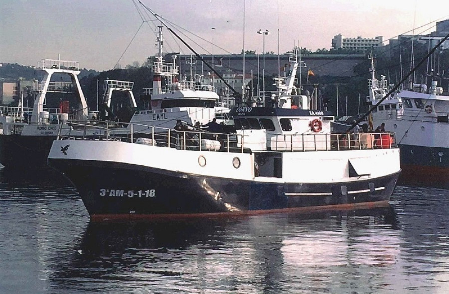 Aparece muerto un pescador de un barco gallego tras caer al agua en el puerto de Ondarroa