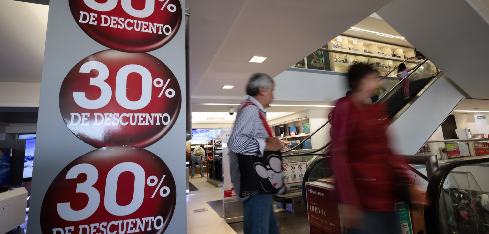 Múltiples sectores de la economía se unen a la fiebre del 'Black Friday' con grandes descuentos