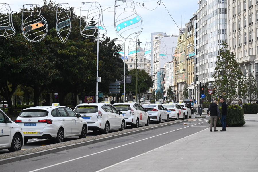 Consenso entre las compañías de taxi de A Coruña para incrementar la tarifa el 1 de enero