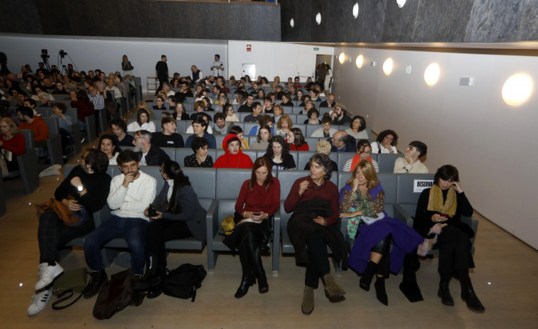 Dinu Flamand y Lois Diéguez protagonizan el ciclo Poetas Di(n)versos