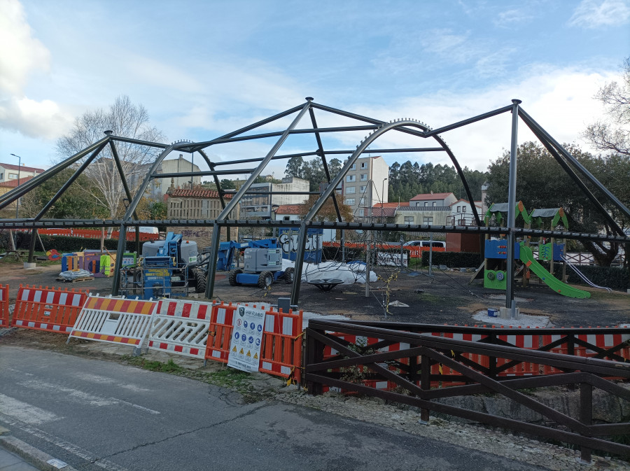 Arteixo avanza en la construcción del 'parque burbuja' del paseo fluvial