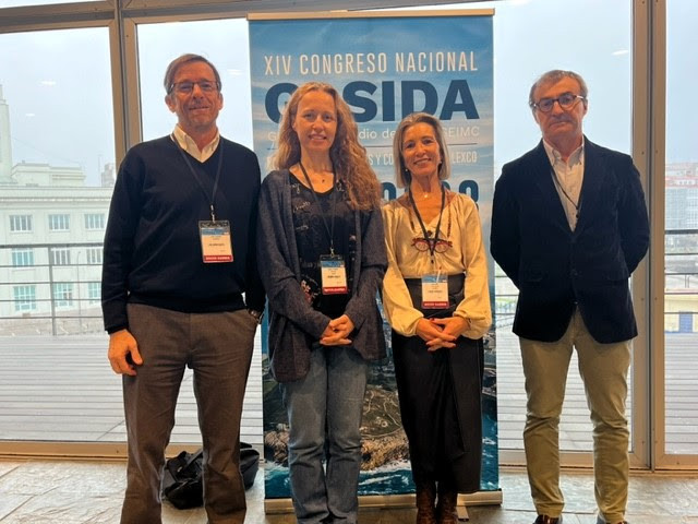 En la imagen, los co presidentes del XIV Congreso de GeSIDA, los Dres. José Arribas y Mayte Coiras, la presidenta de GeSIDA, la Dra. Rosario Palacios, y el presidente de la SEIMC, el Dr. Federico Gar