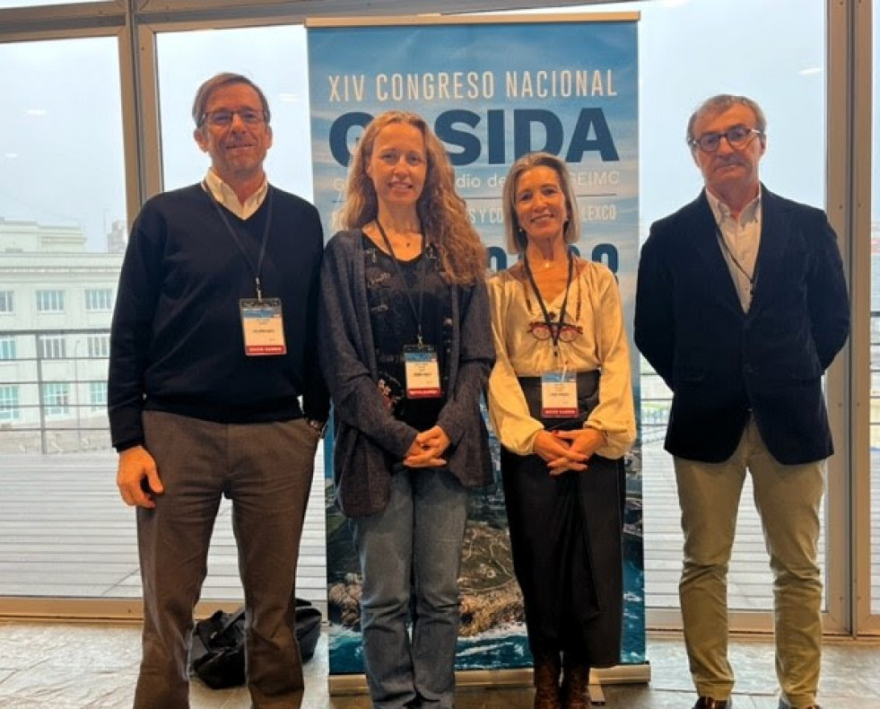 En la imagen, los co presidentes del XIV Congreso de GeSIDA, los Dres. José Arribas y Mayte Coiras, la presidenta de GeSIDA, la Dra. Rosario Palacios, y el presidente de la SEIMC, el Dr. Federico Gar