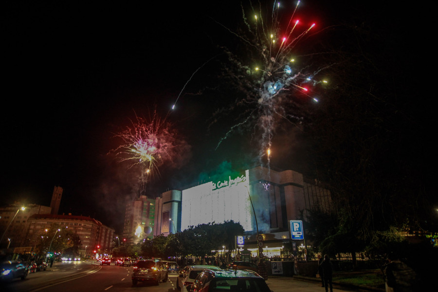 El Corte Inglés de A coruña enciende el interruptor de la magia navideña