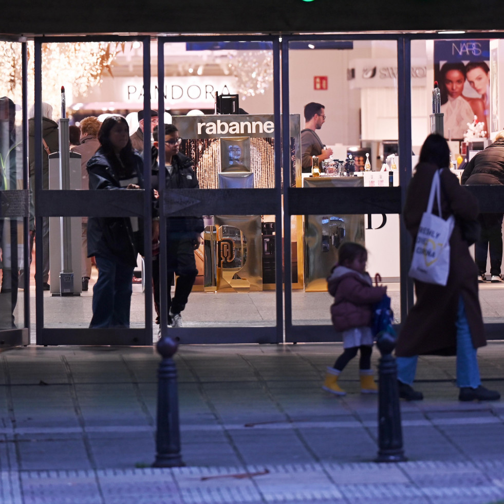 Estos son los horarios de los centros comerciales y supermercados que abrirán en A Coruña en Nochebuena y Navidad