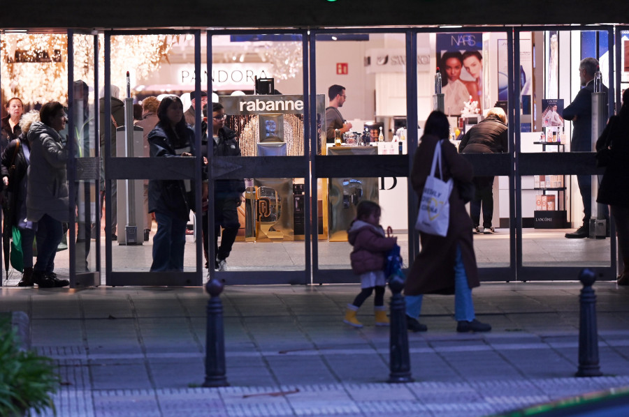 Estos son los horarios de los centros comerciales y supermercados que abrirán en A Coruña en Nochebuena y Navidad