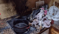 Evacuadas dos personas tras un incendio en Arteixo y otro quema una cocina en Sada