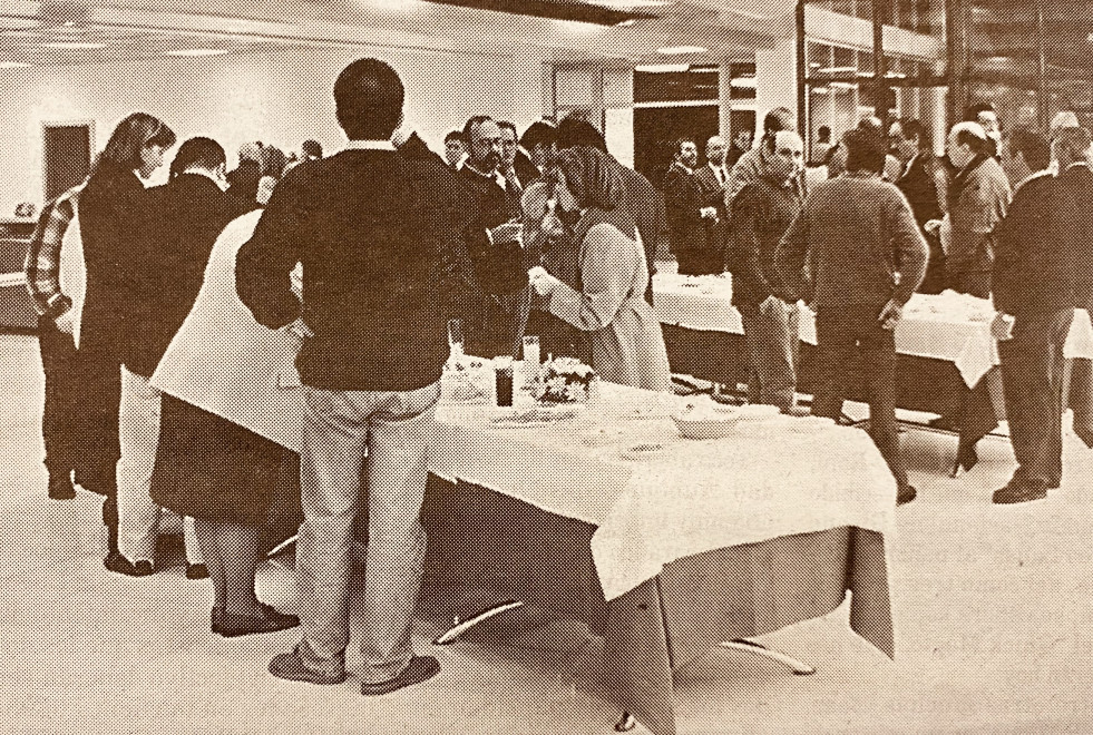 Inauguración del comedor de A Zapateira en 1998