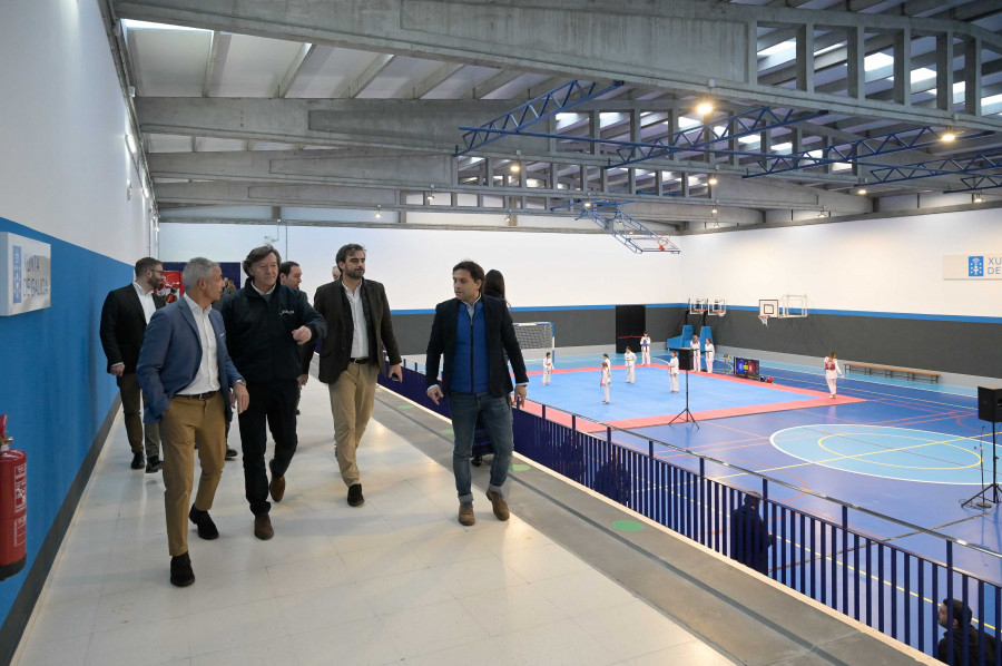 El pabellón del Agra II de A Coruña inaugura sus recién reformadas instalaciones