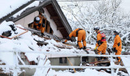 Unos 300 desaparecidos y 168 muertos en el terremoto de Japón una semana después