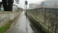 El carril bici de A Coruña que se convierte en 'piscina olímpica'