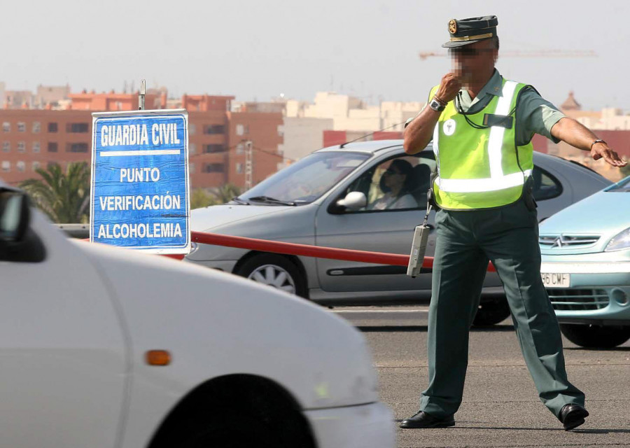 Desarrollan un sistema integrado en automóviles que detecta a los conductores embriagados