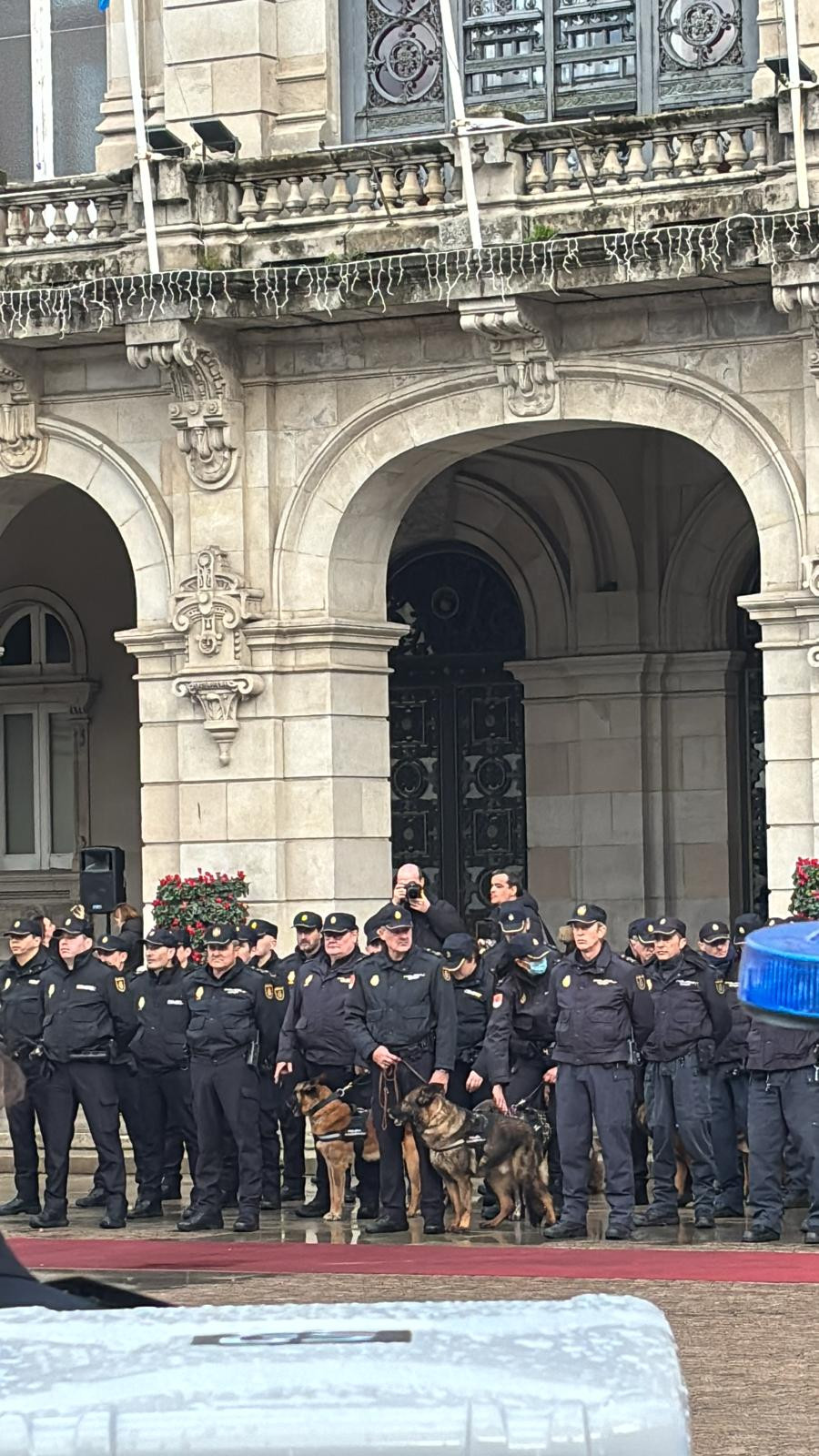 Policu00edas nacionales durante el acto de homenaje al Cuerpo en su 200 aniversario