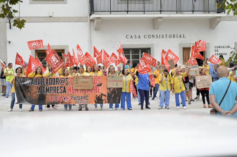 La plantilla de Jardincelas suspende parcialmente la huelga de limpieza