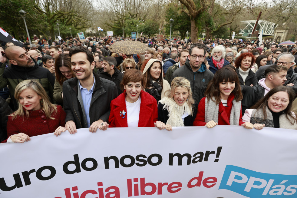 Manifestación en defensa del mar en Santiago de Compostela @EFE Lavandeira jr (7)