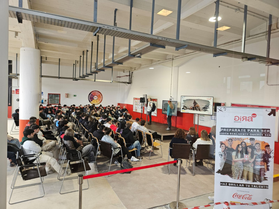 Coca-Cola acoge en A Coruña a un centenar de estudiantes de FP  que participan en la GIRA Jóvenes