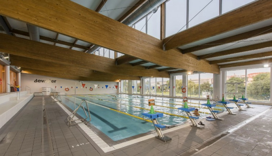 Aquafit exige a Arteixo 426.000 euros por el cierre de la piscina por el covid