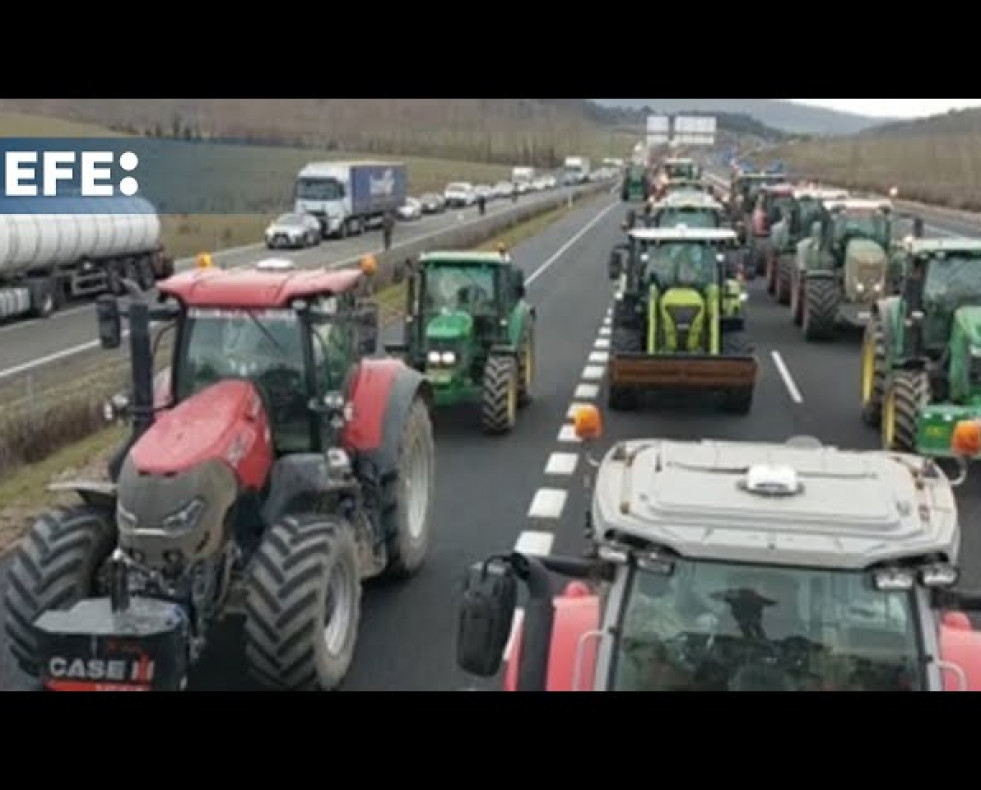 Tractorada en España: agricultores ocupan carreteras y ciudades en su tercer día de movilizaciones