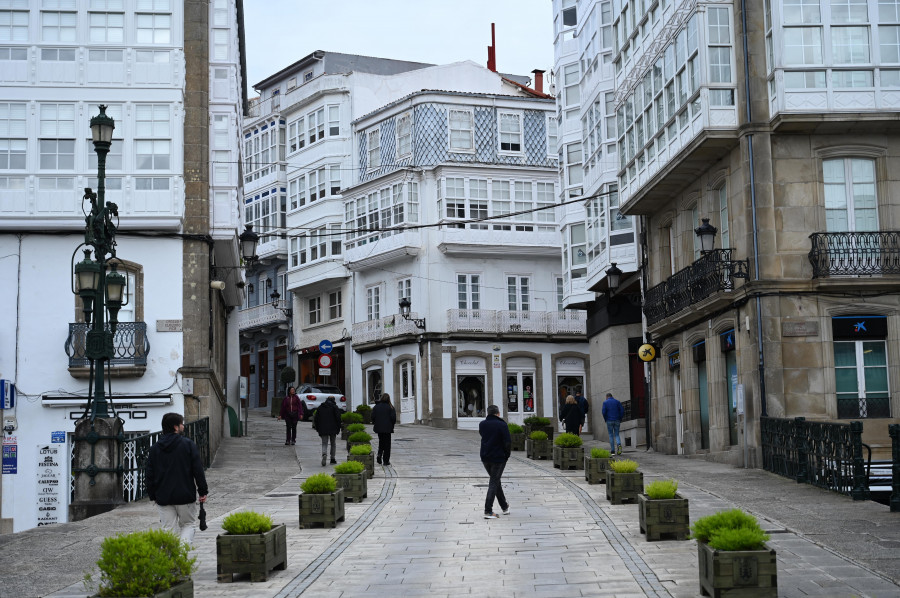 La original Semana Santa de Betanzos estrenará 300 reposteros y gallardetes