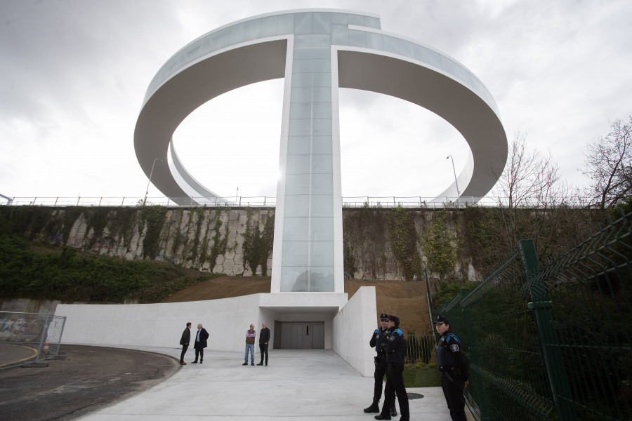 La Policía investiga la muerte de otro joven que se precipitó desde el Halo en Vigo