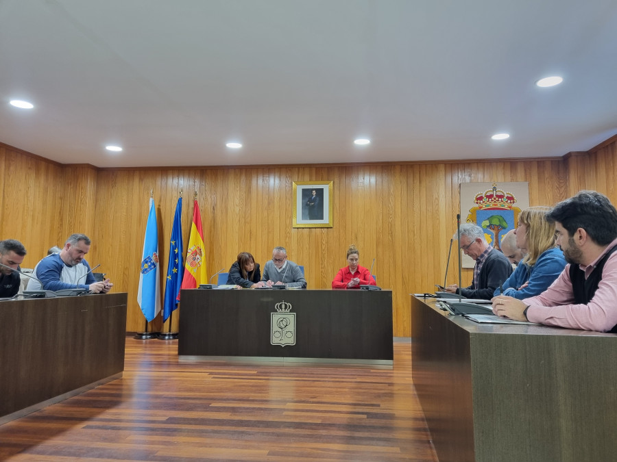 El pleno de Cambre ratifica por unanimidad su apoyo a la Escola de Pravio