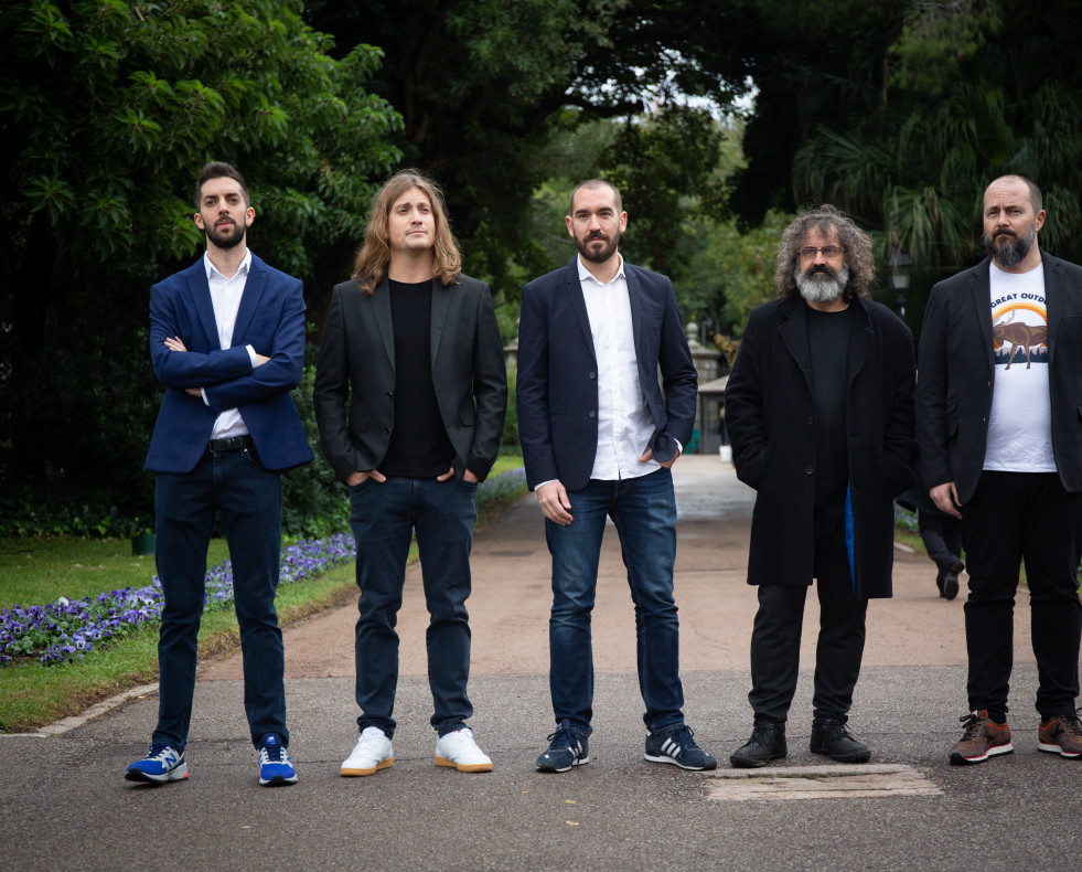 El equipo de la Resistencia, David Broncano (1i), Grison (2i), Jorge Ponce (3i), y Ricardo Castella